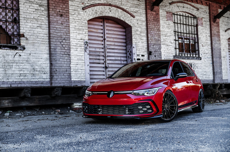 Volkswagen Golf R Alloy wheels