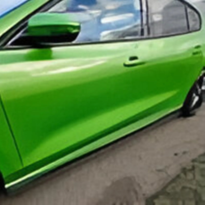 Aerodynamic side skirts Focus MK4 ST
