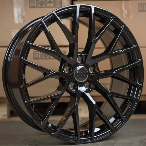 19 inch Audi R8 V10 Style alloy wheels