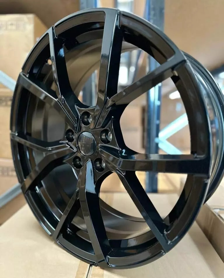 18" VW Golf R 2021 Estoril Style Alloy Wheels - Black | Golf GTD, GTI, Caddy