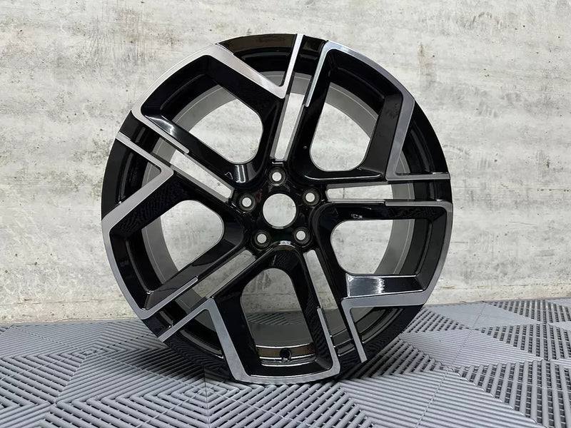 19" 2024 VW York Style Alloy Wheels Gloss Black | OMI Wheels