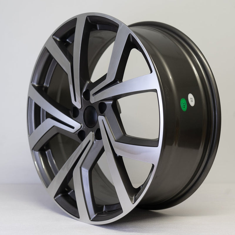 18" VW Clubsport Style Alloy Wheels – Gunmetal Machined | Omi Wheels