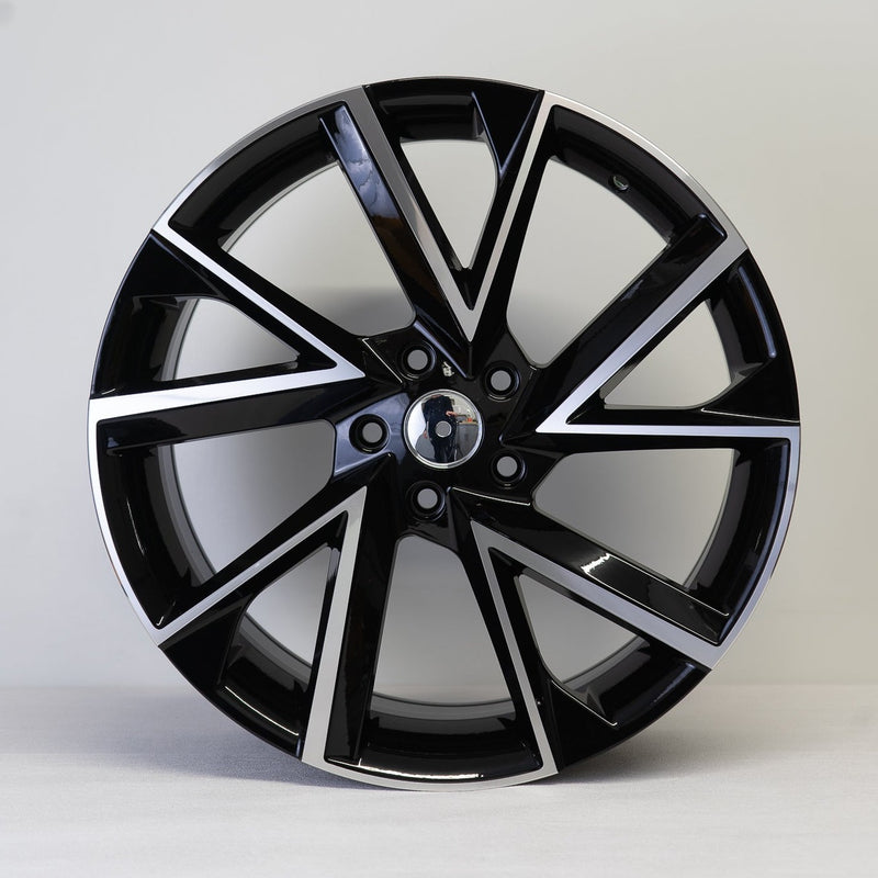 18 inchnVega Alloy Wheels